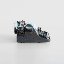 画像をギャラリービューアに読み込む, Typewriter（AS0317）
