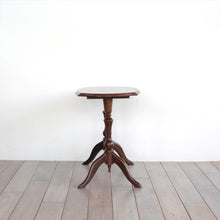 画像をギャラリービューアに読み込む, side table（AF0182）
