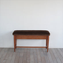 画像をギャラリービューアに読み込む, Upholstered bench（AF0086）
